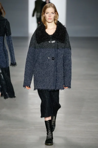 Look 27